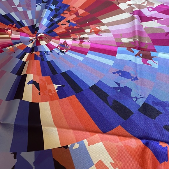 NWT silk Hermes scarf - Picture 3 of 5